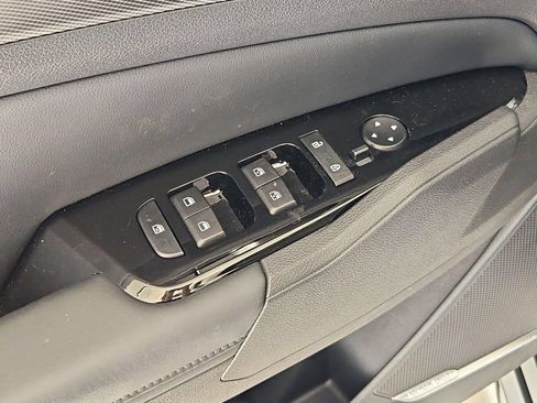 Used 2025 Kia Sportage SX Prestige AWD/4WD image 11