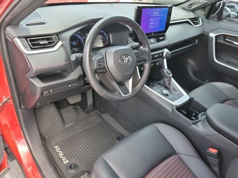 Used 2024 Toyota RAV4 XSE AWD/4WD image 4