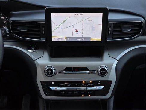 Used 2021 Ford Explorer XLT w/ Equipment Group 202A image 22