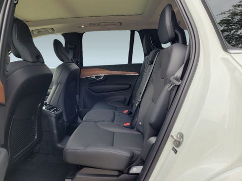 New 2024 Volvo XC90 T8 Plus w/ Protection Package Premier image 15