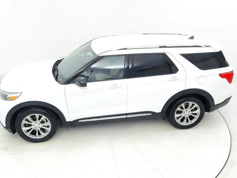 Used 2022 Ford Explorer Limited image 14