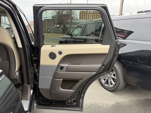 Used 2018 Land Rover Range Rover Sport HSE image 14