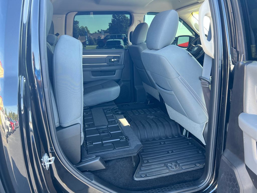 Used 2017 RAM 1500 Big Horn AWD/4WD image 26