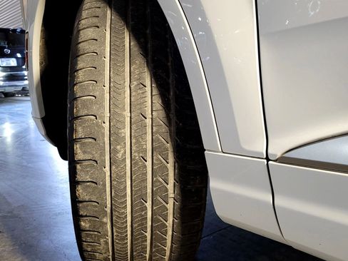 Used 2018 Audi Q7 3.0T Premium Plus w/ Premium Plus Package image 58