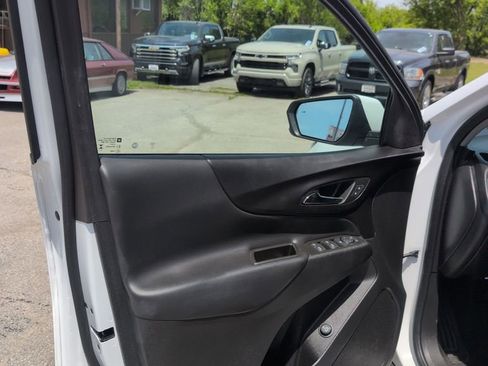 Used 2024 Chevrolet Equinox LT AWD/4WD image 5