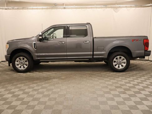 Certified 2022 Ford F250 Platinum w/ FX4 Off-Road Package AWD/4WD image 2