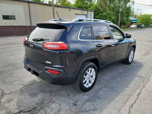 Used 2014 Jeep Cherokee Latitude AWD/4WD image 5