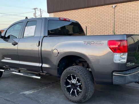 Used 2011 Toyota Tundra 2WD Double Cab w/ Tow Pkg image 3