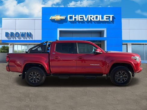 Used 2023 Toyota Tacoma SR5 image 2