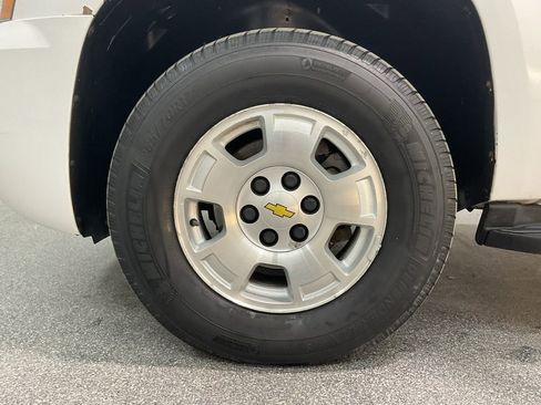 Used 2012 Chevrolet Tahoe LT image 33
