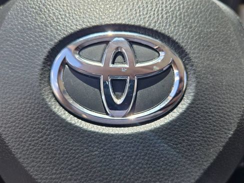 Used 2023 Toyota Corolla LE FWD image 28