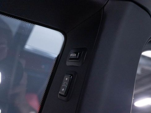 Used 2021 Rolls-Royce Cullinan Black Badge AWD/4WD image 41