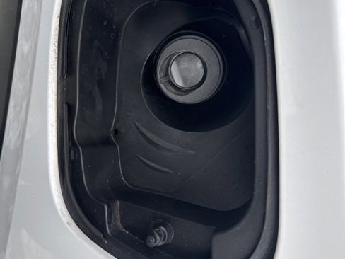 Certified 2023 Buick Encore GX Preferred w/ Cold Weather Comfort Package image 28