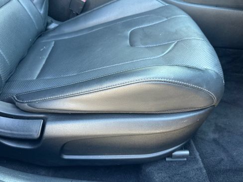 Used 2023 Hyundai Elantra Limited FWD image 22