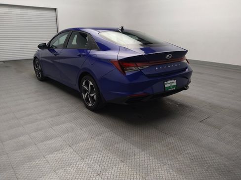 Used 2023 Hyundai Elantra SEL w/ Convenience Package FWD image 5
