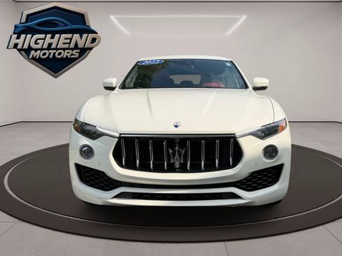 Used 2023 Maserati Levante GT AWD/4WD image 9