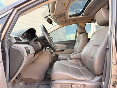 Used 2013 Honda Odyssey Touring Elite image 15