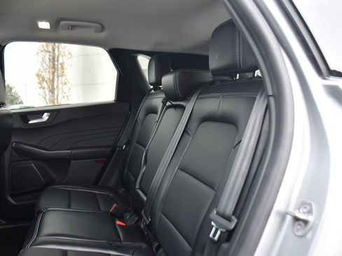 Used 2024 Ford Escape Platinum image 20