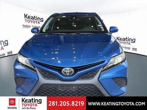 Used 2020 Toyota Camry SE FWD image 8