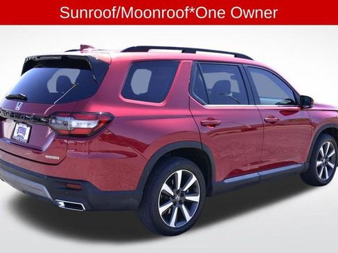 Used 2023 Honda Pilot Touring image 4