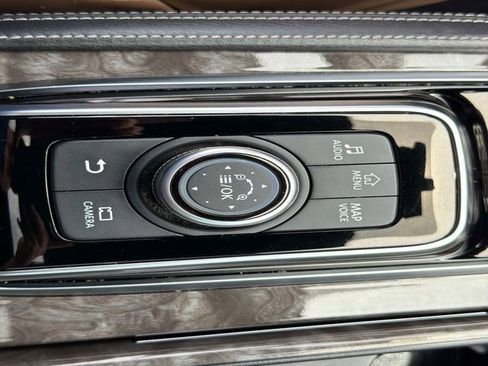 Used 2021 Nissan Armada Platinum w/ Captain's Chairs Package RWD image 35