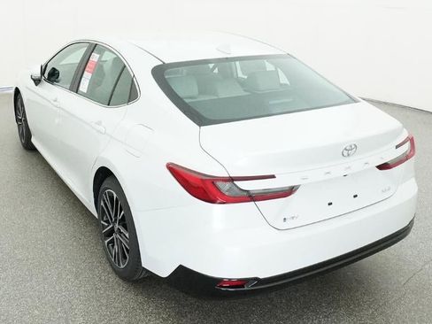 New 2026 Toyota Camry XLE image 6