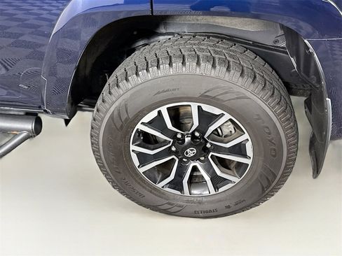 Certified 2023 Toyota 4Runner TRD Off-Road Premium image 25