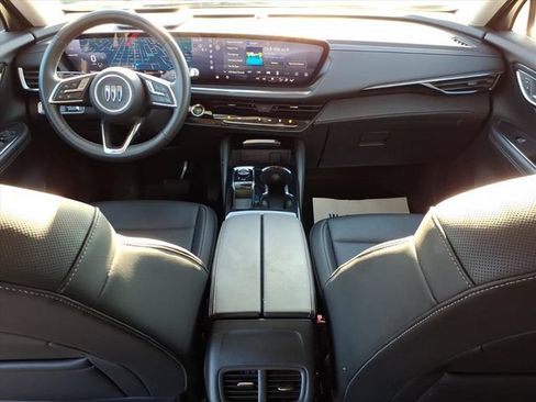 Used 2025 Buick Envision Preferred AWD/4WD image 11