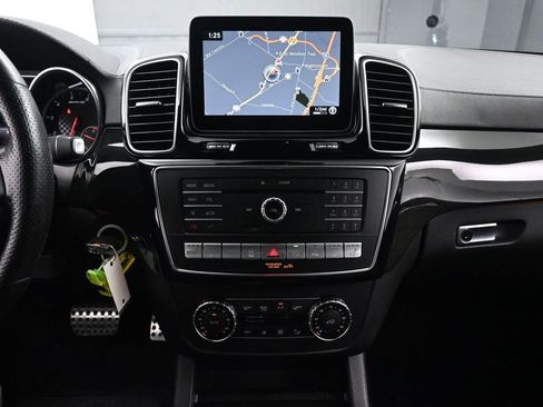 Used 2019 Mercedes-Benz GLE 43 AMG 4MATIC Coupe w/ Premium 3 Package image 33