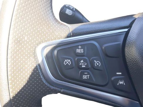 Used 2024 Chevrolet Malibu LT FWD image 21
