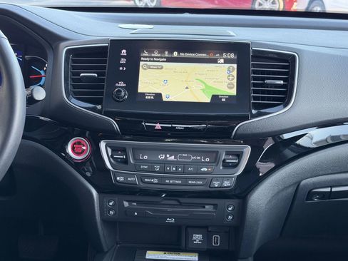 Used 2021 Honda Pilot Elite image 48