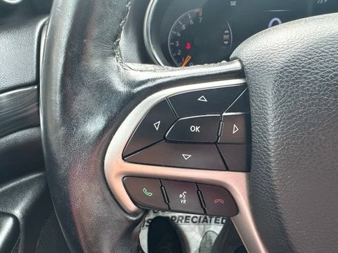 Certified 2020 Jeep Grand Cherokee Altitude AWD/4WD image 14