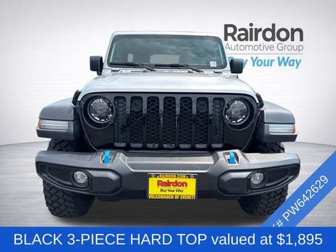 Used 2023 Jeep Wrangler Unlimited AWD/4WD image 2