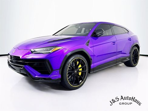 Used 2023 Lamborghini Urus S image 4