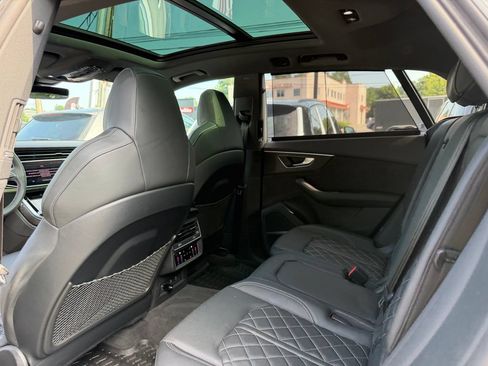 Used 2023 Audi SQ8 Premium Plus w/ Executive Package AWD/4WD image 29