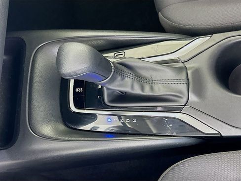 Certified 2024 Toyota Corolla LE image 17