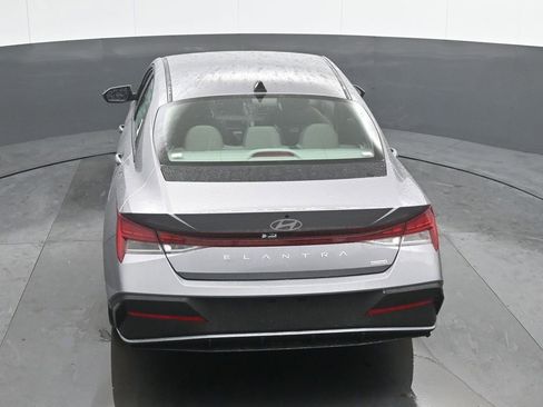 New 2026 Hyundai Elantra Hybrid FWD image 35