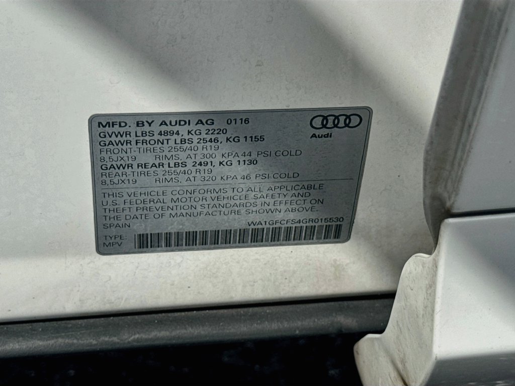 Used 2016 Audi Q3 2.0T Prestige AWD/4WD image 32