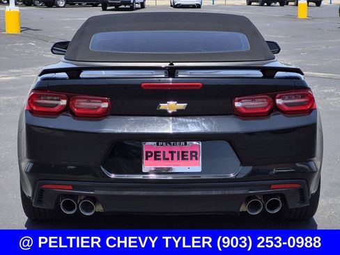 Used 2024 Chevrolet Camaro LT w/ Technology Package RWD image 4