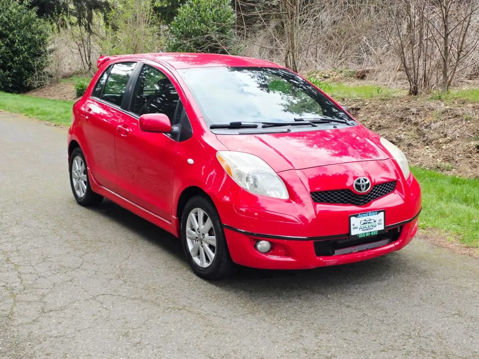 Used 2009 Toyota Yaris S w/ PWR Pkg w/Alloy Wheels FWD image 7