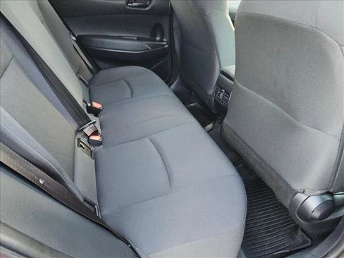 Used 2024 Toyota Corolla Cross LE FWD image 19