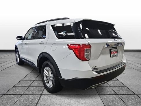 Used 2023 Ford Explorer XLT w/ Equipment Group 202A image 7