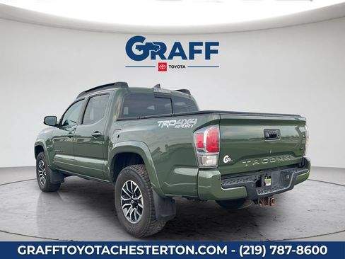 Used 2021 Toyota Tacoma TRD Sport w/ Technology Package AWD/4WD image 9