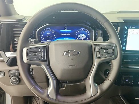 Certified 2024 Chevrolet Silverado 1500 LT Trail Boss w/ Convenience Package II image 17