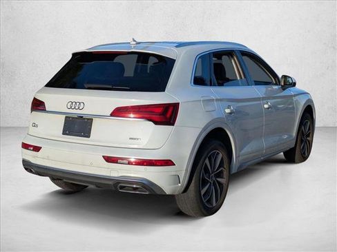 Used 2023 Audi Q5 2.0T Premium Plus w/ Premium Plus Package image 3