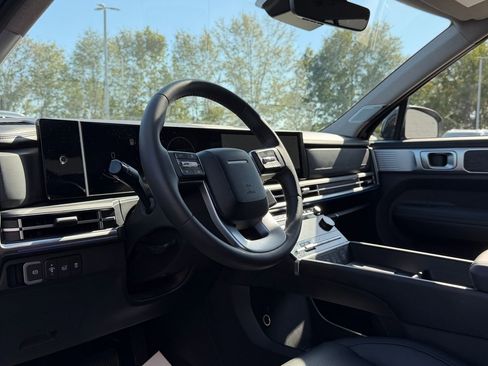 Used 2025 Hyundai Santa Fe Limited image 28