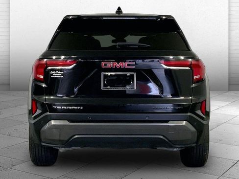 Used 2025 GMC Terrain Elevation FWD image 3