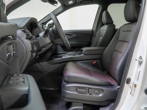 New 2026 Honda Ridgeline Black Edition image 16