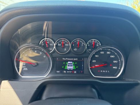 Used 2020 Chevrolet Silverado 1500 LT Trail Boss image 12