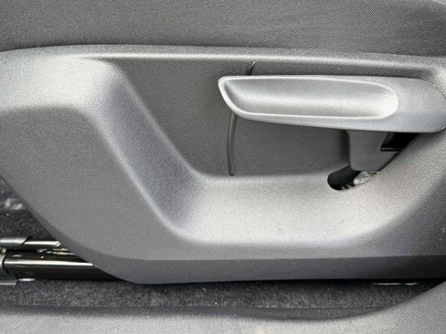 New 2026 Volkswagen Tiguan S AWD/4WD image 7